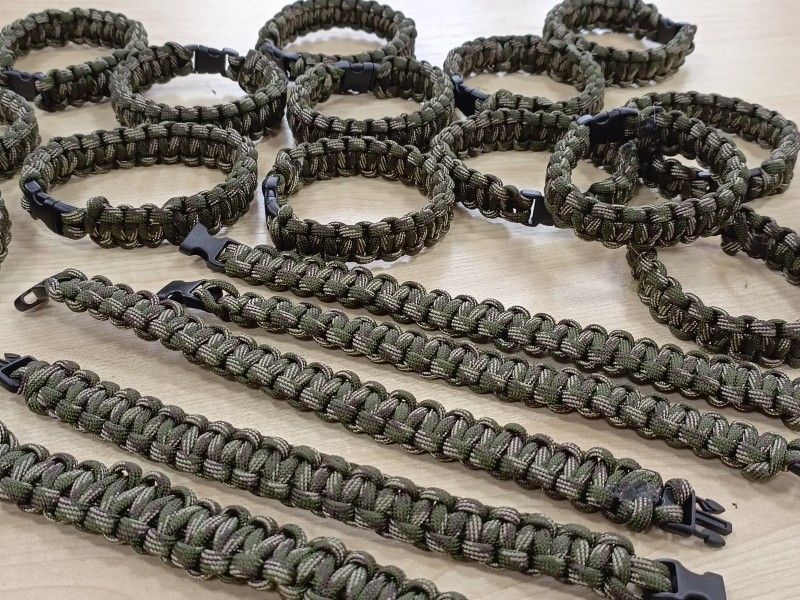 Своих не бросаем